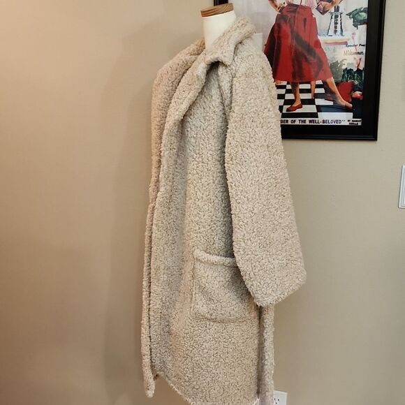 Adrienne Vittadini Teddy bear fleece robe - Picture 3 of 5